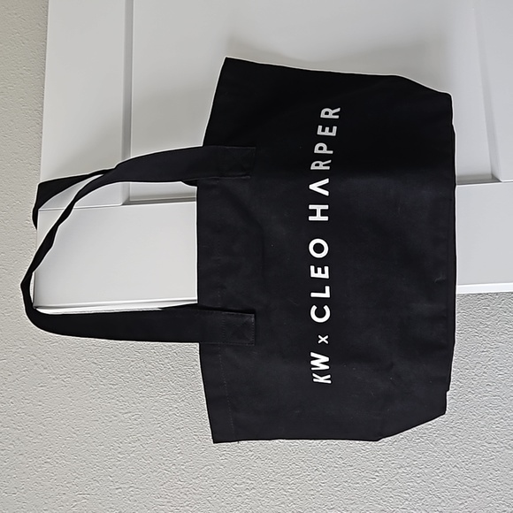 NWT Cleo Harper Legging and Canvas Tote - Picture 4 of 4